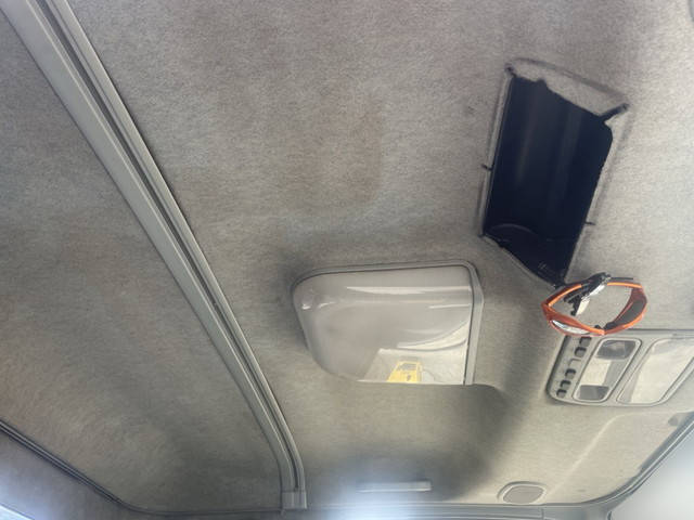 三菱ふそうファイターセルフクレーン4段増トン（6t・8t）[写真31]