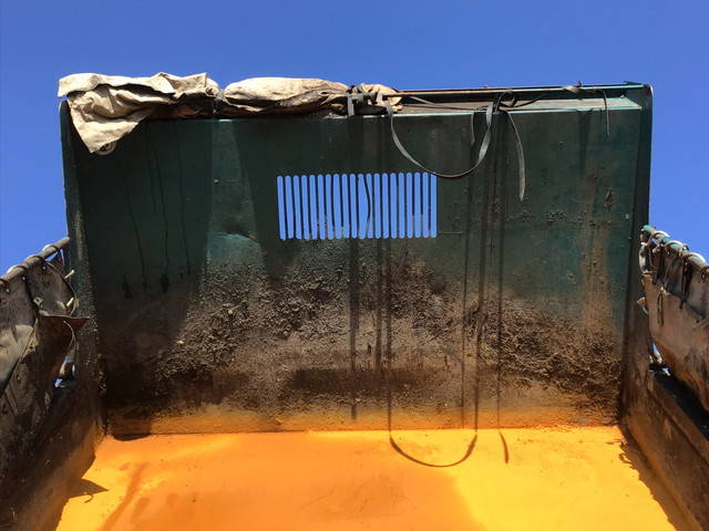 日野レンジャーダンプ中型（4t）[写真13]