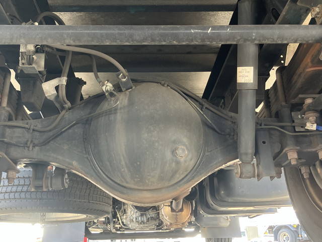 いすゞエルフパネルバン小型（2t・3t）[写真23]