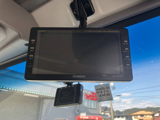 いすゞエルフパネルバン小型（2t・3t）[写真37]