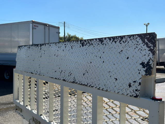 日野デュトロセーフティローダー小型（2t・3t）[写真39]