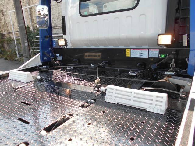 いすゞエルフセーフティローダー小型（2t・3t）[写真10]