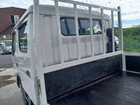 三菱ふそうキャンターダブルキャブ（Wキャブ）小型（2t・3t）[写真13]