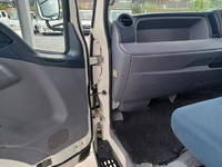 三菱ふそうキャンターダブルキャブ（Wキャブ）小型（2t・3t）[写真19]