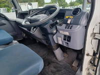 三菱ふそうキャンターダブルキャブ（Wキャブ）小型（2t・3t）[写真25]