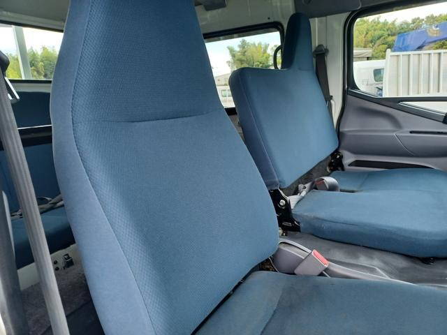 三菱ふそうキャンターダブルキャブ（Wキャブ）小型（2t・3t）[写真26]