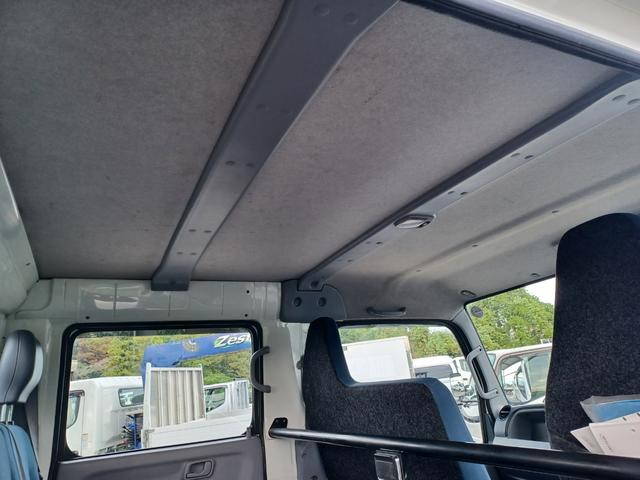 三菱ふそうキャンターダブルキャブ（Wキャブ）小型（2t・3t）[写真29]