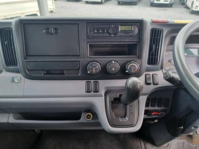 三菱ふそうキャンターダブルキャブ（Wキャブ）小型（2t・3t）[写真35]