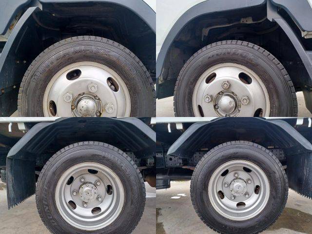 三菱ふそうキャンターダブルキャブ（Wキャブ）小型（2t・3t）[写真38]