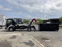 いすゞフォワードコンテナ専用車中型（4t）[写真12]