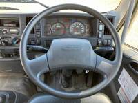 いすゞフォワードコンテナ専用車中型（4t）[写真28]