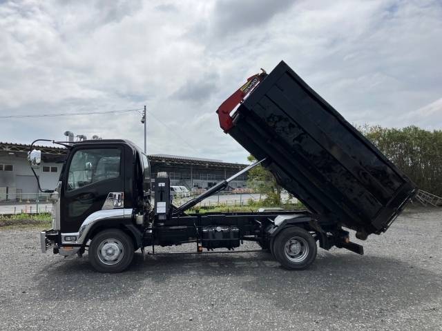 いすゞフォワードコンテナ専用車中型（4t）[写真05]