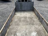 三菱ふそうキャンター平ボディ小型（2t・3t）[写真10]