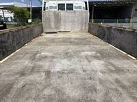 三菱ふそうキャンター平ボディ小型（2t・3t）[写真09]