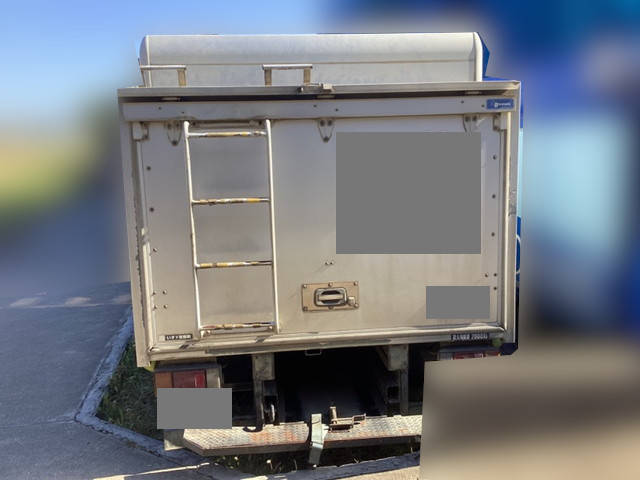 いすゞエルフボトルバン小型（2t・3t）[写真11]