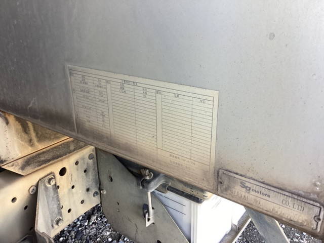 いすゞエルフボトルバン小型（2t・3t）[写真12]