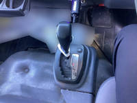 いすゞエルフボトルバン小型（2t・3t）[写真25]