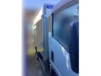 いすゞエルフボトルバン小型（2t・3t）[写真05]