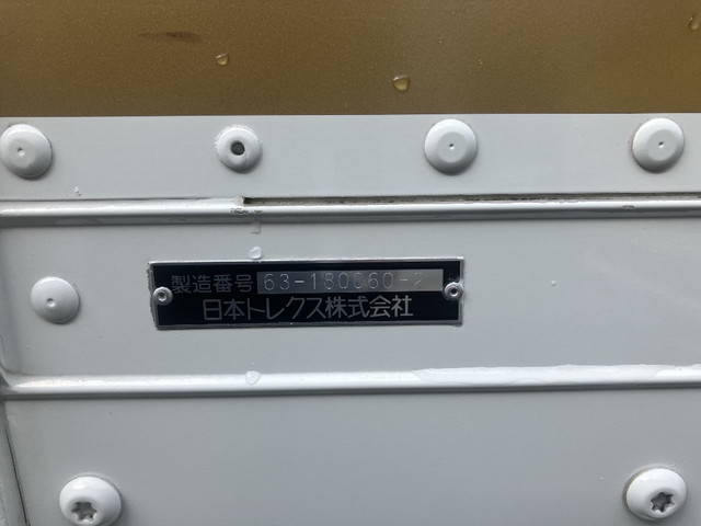 三菱ふそうキャンターパネルバン小型（2t・3t）[写真10]