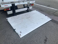 三菱ふそうキャンターパネルバン小型（2t・3t）[写真11]