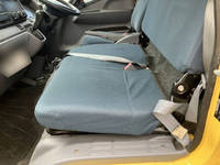 三菱ふそうキャンターガッツ幌車小型（2t・3t）[写真23]