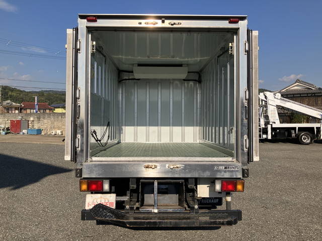 いすゞエルフ冷凍車（冷蔵車）小型（2t・3t）[写真12]