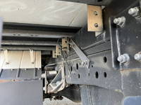 いすゞエルフ冷凍車（冷蔵車）小型（2t・3t）[写真20]