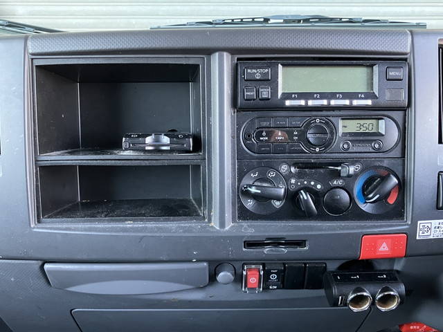 いすゞエルフ冷凍車（冷蔵車）小型（2t・3t）[写真35]