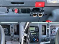 いすゞエルフ冷凍車（冷蔵車）小型（2t・3t）[写真36]