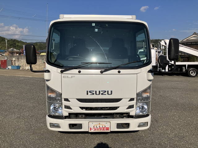 いすゞエルフ冷凍車（冷蔵車）小型（2t・3t）[写真09]