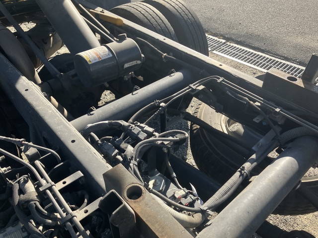 三菱ふそうキャンターダンプ小型（2t・3t）[写真13]