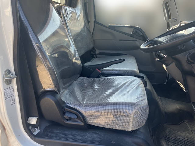 三菱ふそうキャンターダンプ小型（2t・3t）[写真23]