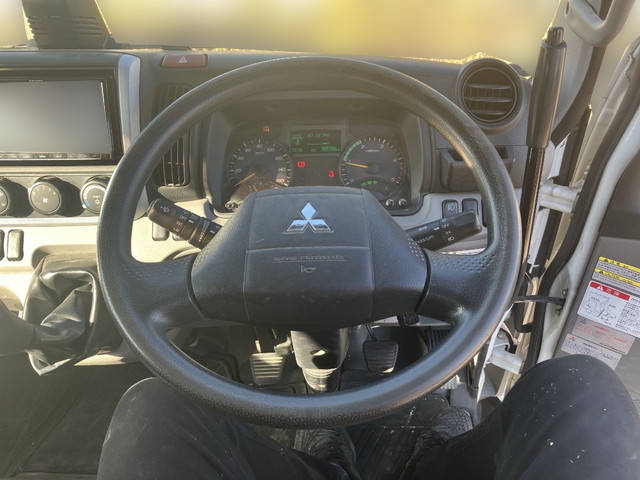 三菱ふそうキャンターダンプ小型（2t・3t）[写真27]