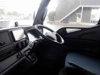 三菱ふそうキャンターアルミバン小型（2t・3t）[写真11]