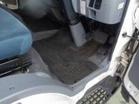 三菱ふそうキャンターアルミバン小型（2t・3t）[写真12]