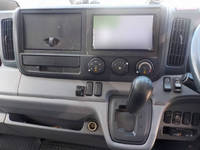 三菱ふそうキャンターアルミバン小型（2t・3t）[写真13]