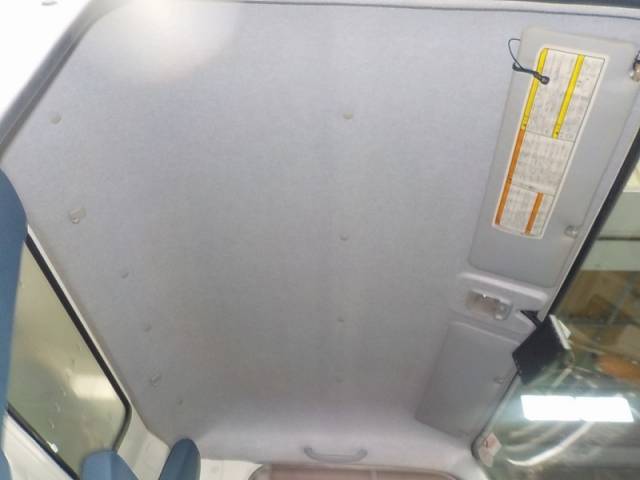 三菱ふそうキャンターアルミバン小型（2t・3t）[写真15]