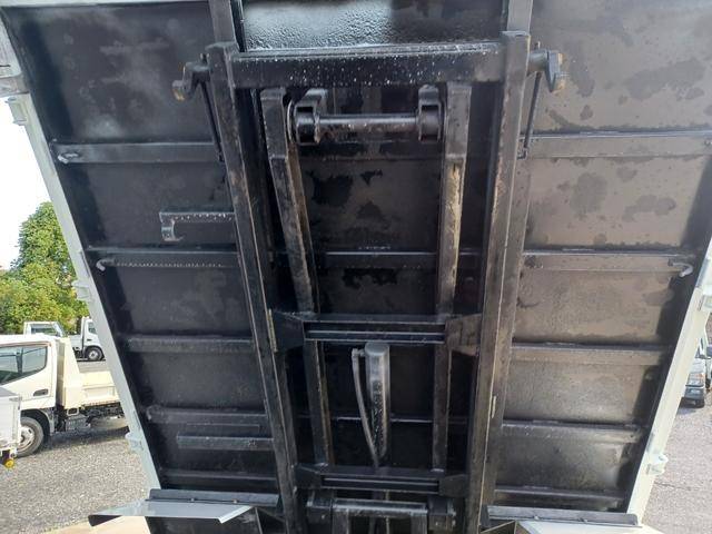 いすゞエルフローダーダンプ小型（2t・3t）[写真26]