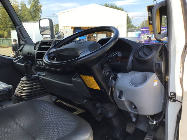 日野デュトロローダーダンプ小型（2t・3t）[写真33]