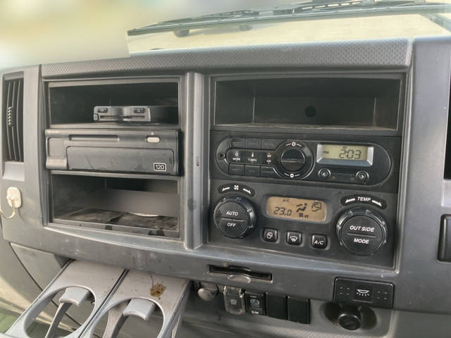 いすゞフォワードアルミブロック中型（4t）[写真34]