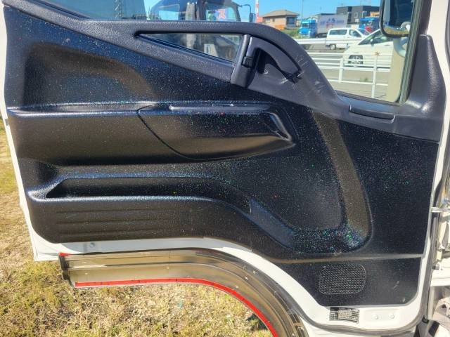 三菱ふそうキャンターダンプ小型（2t・3t）[写真27]