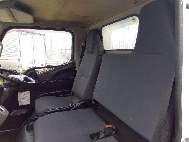 三菱ふそうキャンターダンプ小型（2t・3t）[写真31]