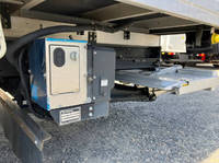 いすゞフォワード冷凍車（冷蔵車）中型（4t）[写真16]