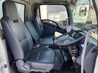 いすゞフォワード冷凍車（冷蔵車）中型（4t）[写真28]