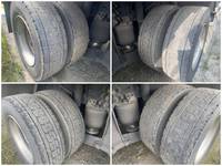 いすゞギガアルミウイング大型（10t）[写真11]