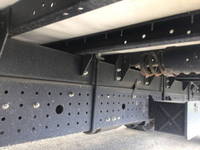 三菱ふそうキャンターアルミウイング小型（2t・3t）[写真20]