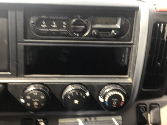 三菱ふそうキャンターアルミウイング小型（2t・3t）[写真29]