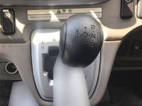 三菱ふそうキャンターアルミウイング小型（2t・3t）[写真30]