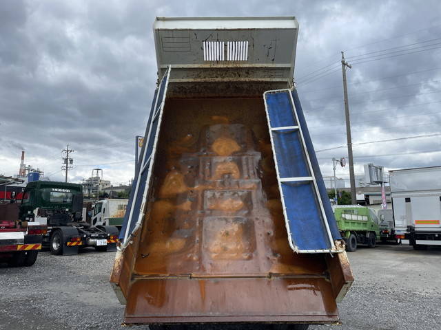 三菱ふそうキャンターダンプ小型（2t・3t）[写真12]