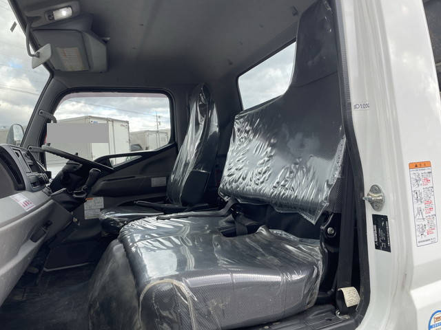 三菱ふそうキャンターダンプ小型（2t・3t）[写真29]